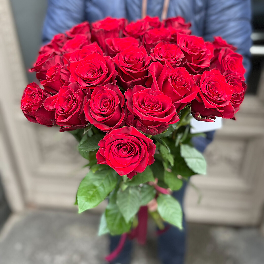 Red roses I love You