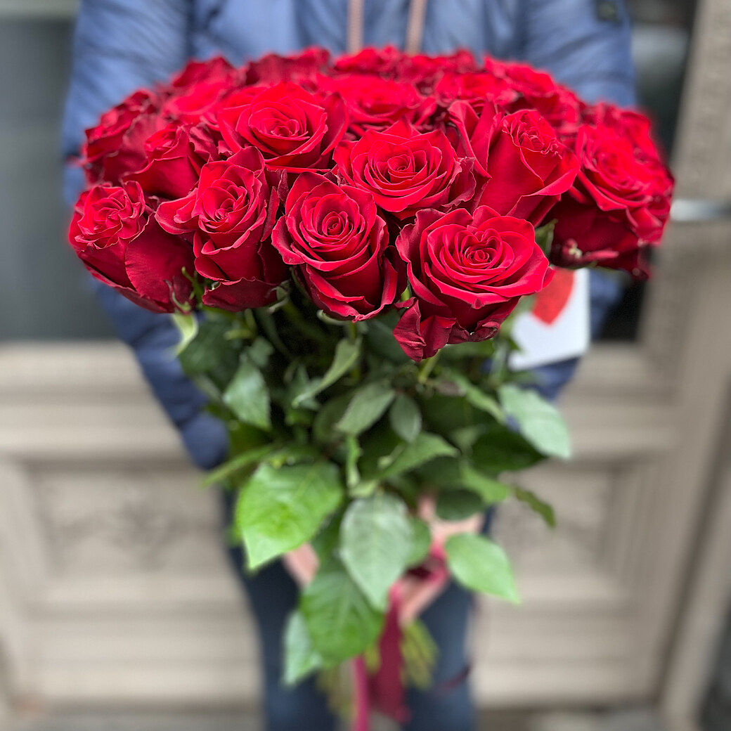 Red roses I love You