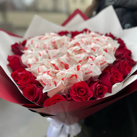 Rozu sirds ar Raffaello