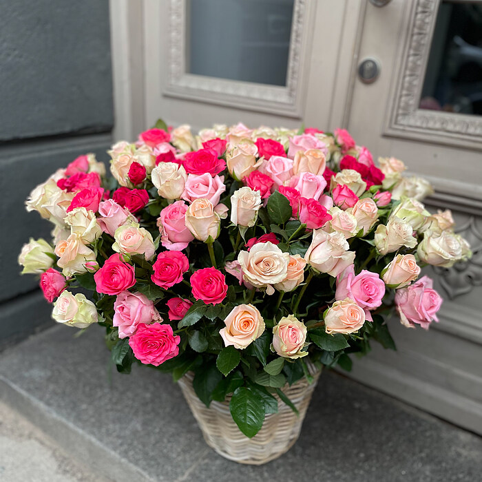 101 different colors of rose in basket (Premium)