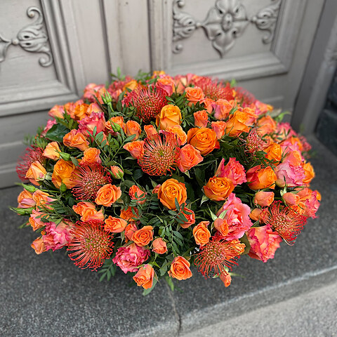 Flower basket orange
