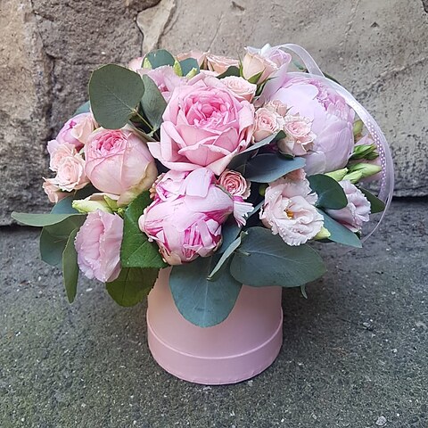 Flower box with peonies, roses, eustoma