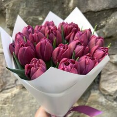 Violet Romance - pildīto tulpju pu&scaron;ķis